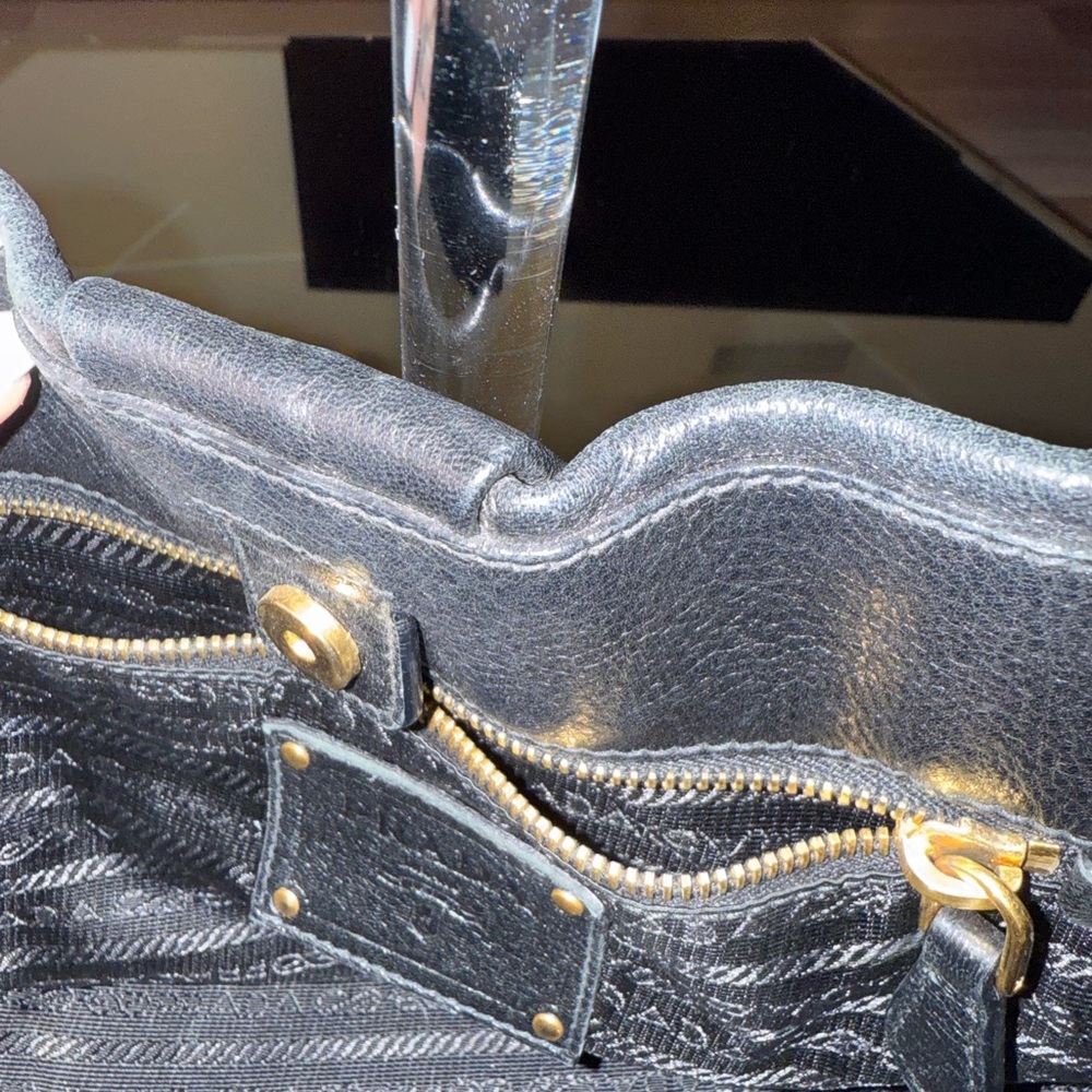 Prada Black Leather Shoulder Bag with Gold Chain - Picture 7 of 11